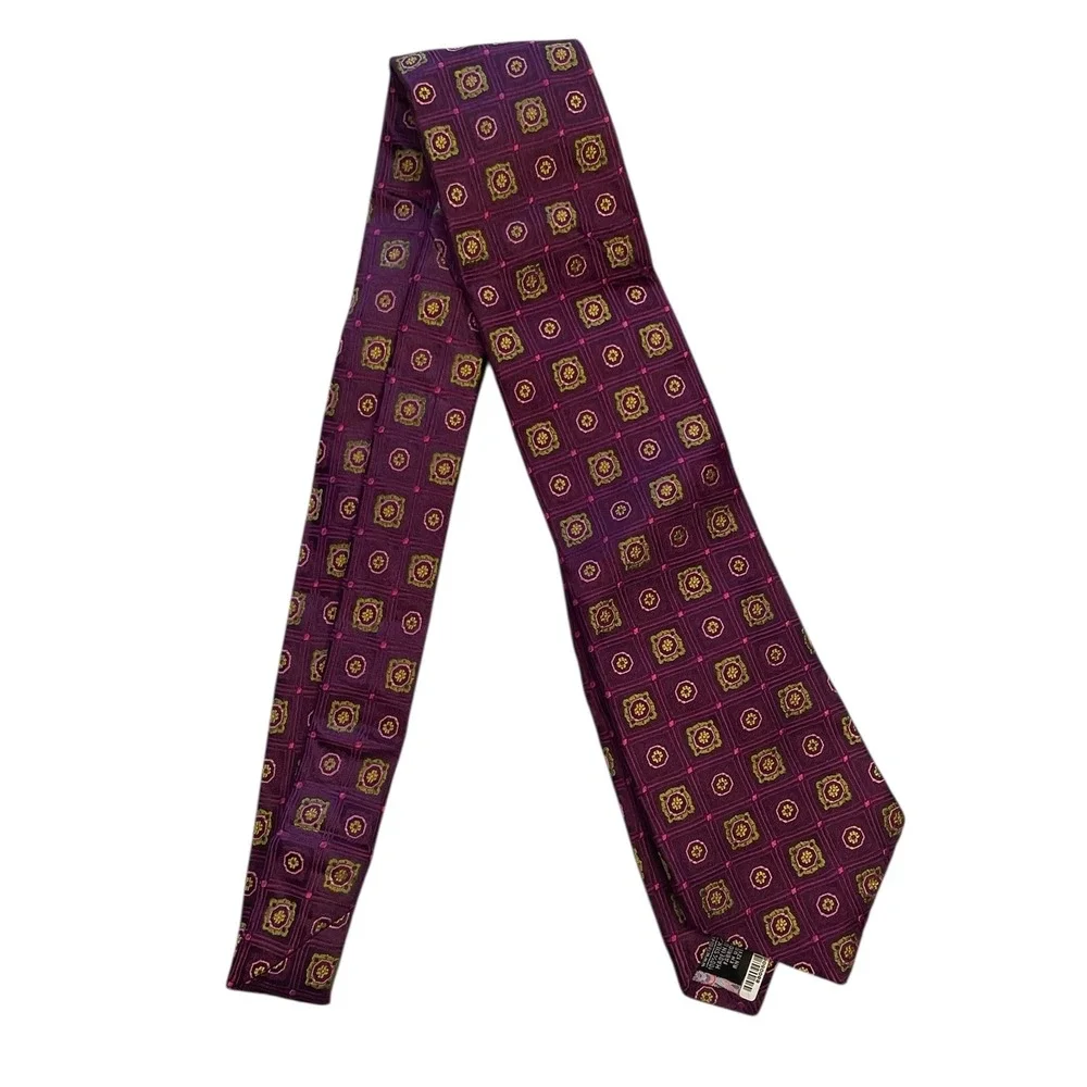 Ted Baker London Geometric 100% Silk Tie‎ Made In USA Preppy 3.5